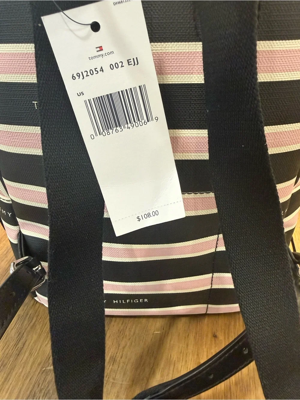 Tommy Hilfiger compact tommy